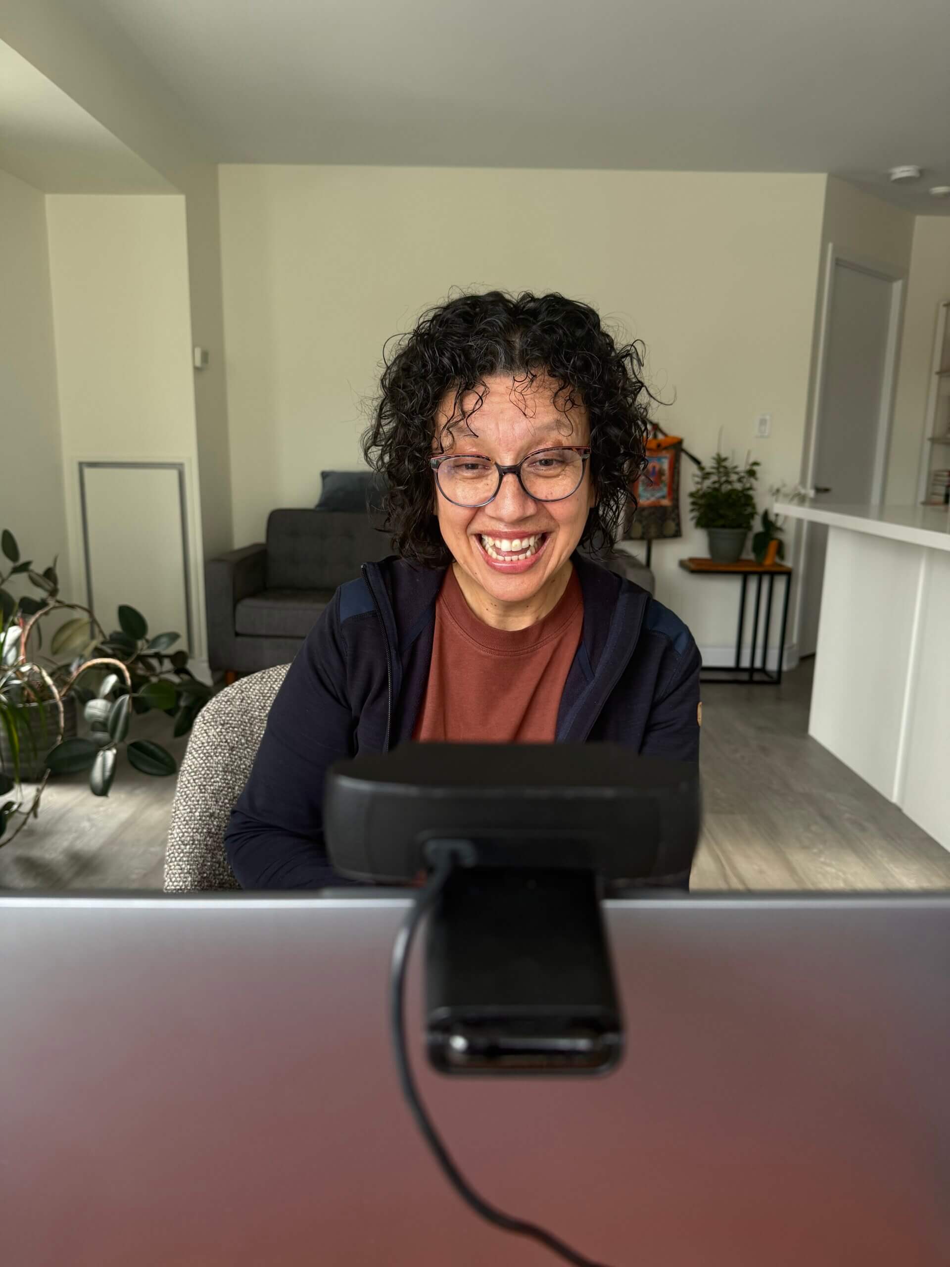 A client engaged in a Gestalt coaching session, gaining clarity and insight.